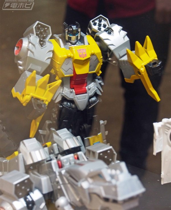 Wonderfest 2019 Summer   TakaraTomy Transformers Booth Display Photos 26 (26 of 50)